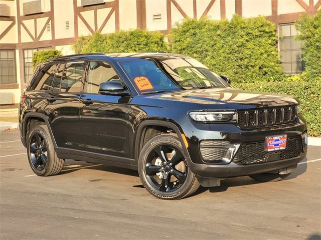 2025 Jeep Grand Cherokee Altitude X 4x4