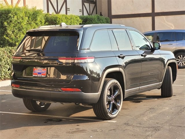 2025 Jeep Grand Cherokee Altitude X 4x4