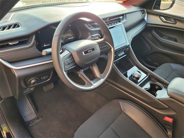 2025 Jeep Grand Cherokee Altitude X 4x4