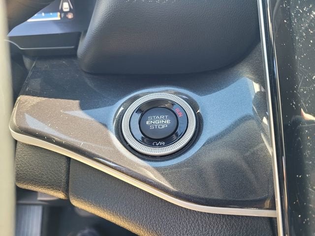 2023 Jeep Grand Cherokee L Laredo 4x2