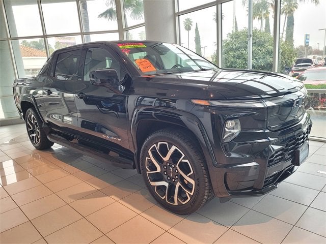 2024 Chevrolet Silverado EV RST