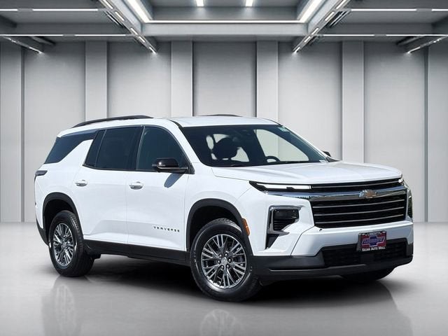 2024 Chevrolet Traverse LT