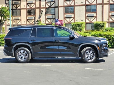 2024 Chevrolet Traverse LT