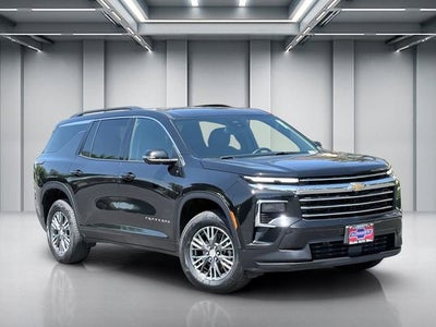 2024 Chevrolet Traverse LT