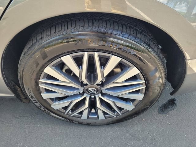 2025 Nissan Altima SV FWD