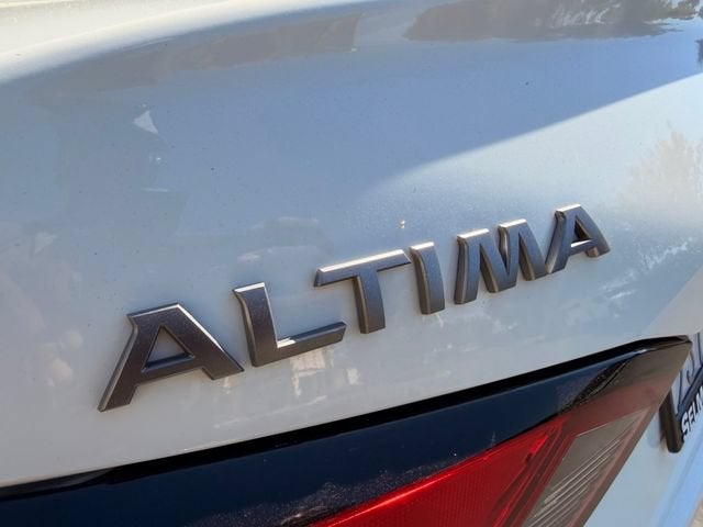 2025 Nissan Altima SV - Photo 23