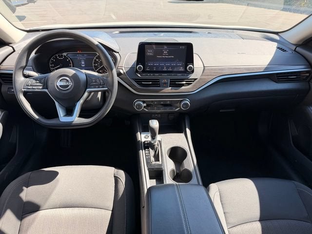2025 Nissan Altima SV - Photo 7