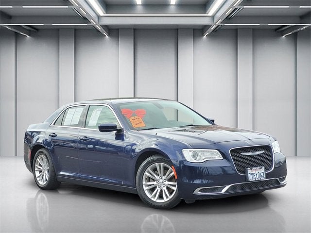 2017 Chrysler 300 Limited
