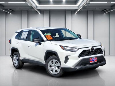 2025 Toyota RAV4 LE