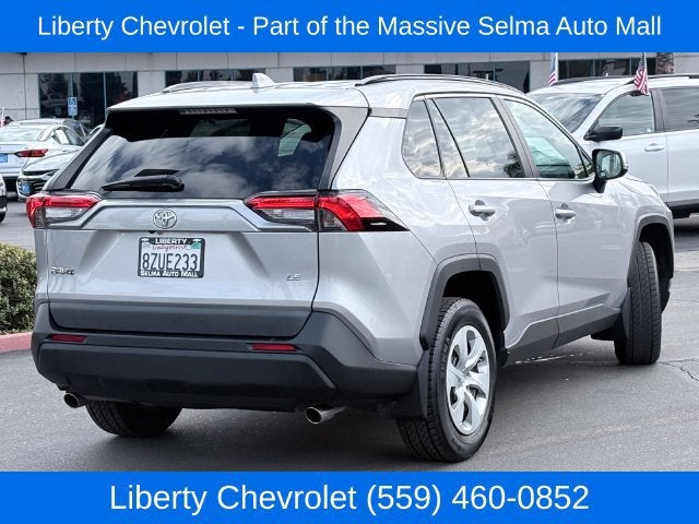 2021 Toyota RAV4 LE