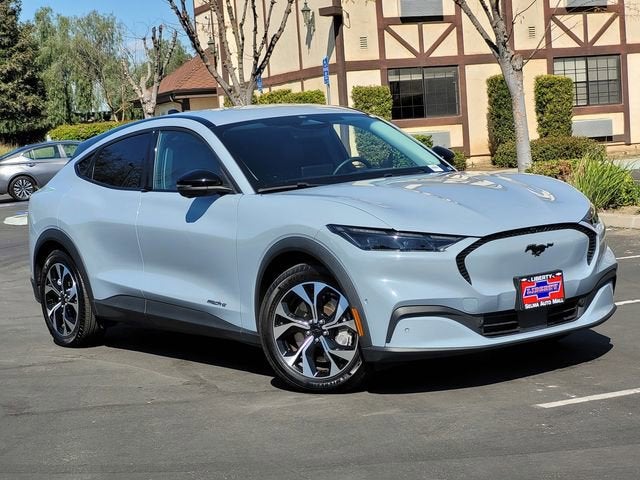 2024 Ford Mustang Mach-E Select