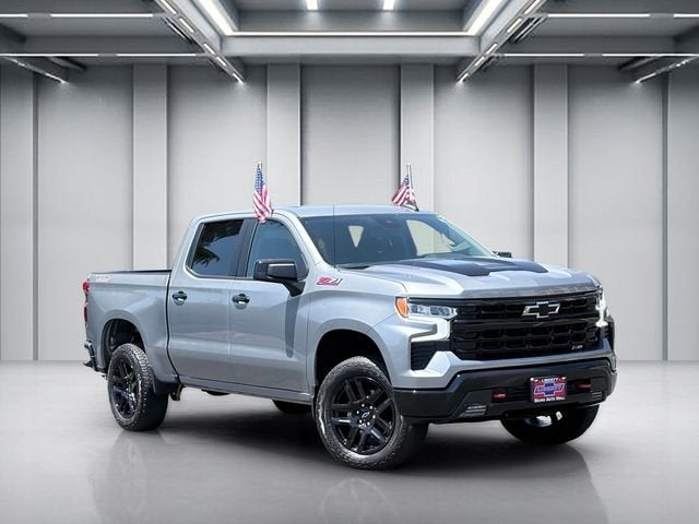 2023 Chevrolet Silverado 1500 LT Trail Boss 4X4 Crew Cab Short Box's photo