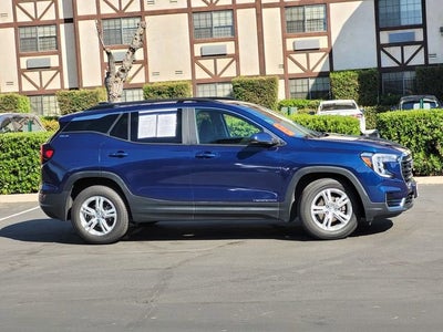 2022 GMC Terrain SLE