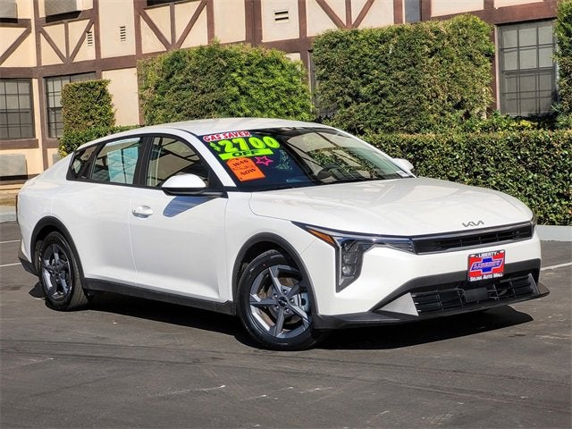 2025 Kia K4 LXS