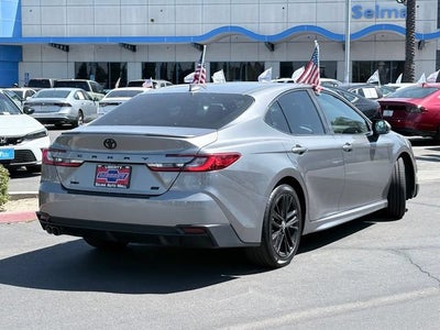 2025 Toyota Camry SE