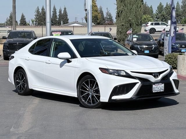 2021 Toyota Camry SE