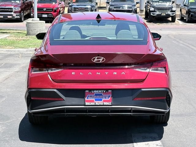 2025 Hyundai Elantra SEL Convenience