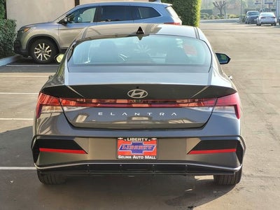 2025 Hyundai Elantra SEL Convenience