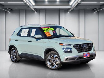 2025 Hyundai Venue SEL