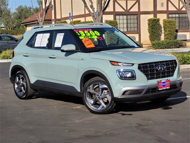 2025 Hyundai Venue SEL