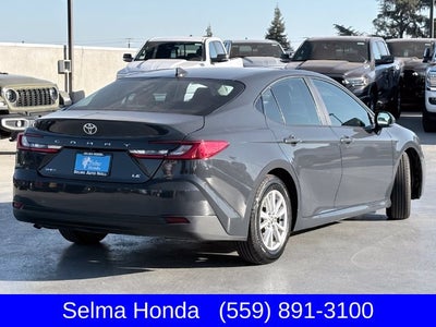 2025 Toyota Camry LE