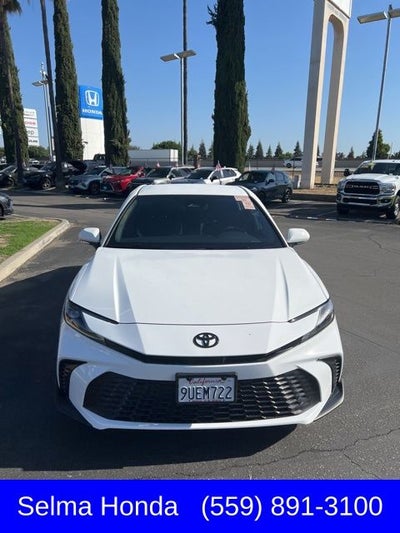 2025 Toyota Camry SE