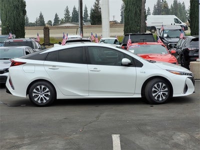 2021 Toyota Prius Prime LE