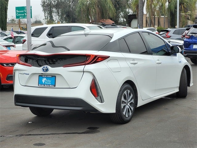 2021 Toyota Prius Prime LE