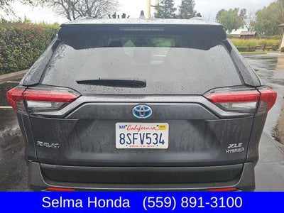 2020 Toyota RAV4 Hybrid XLE