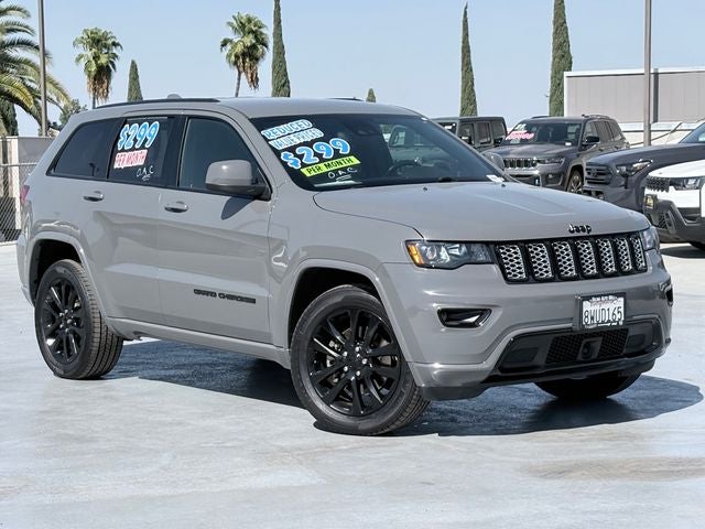 2021 Jeep Grand Cherokee Laredo X 4x4