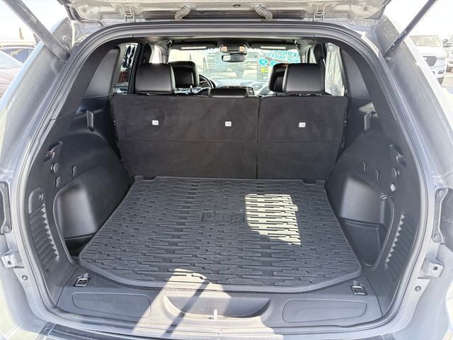 2021 Jeep Grand Cherokee Laredo X 4x4