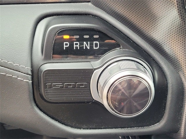 2022 RAM 1500 Limited Crew Cab 4x2 5'7' Box