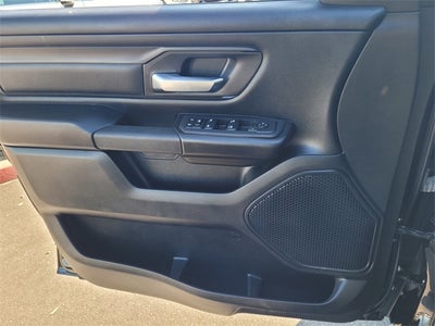 2025 RAM 1500 Tradesman Crew Cab 4x4 5'7' Box