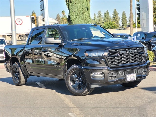 2025 RAM 1500 Tradesman Crew Cab 4x4 5'7' Box