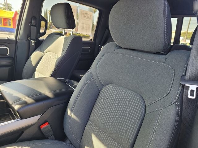 2024 RAM 1500 Big Horn Crew Cab 4x4 5'7' Box