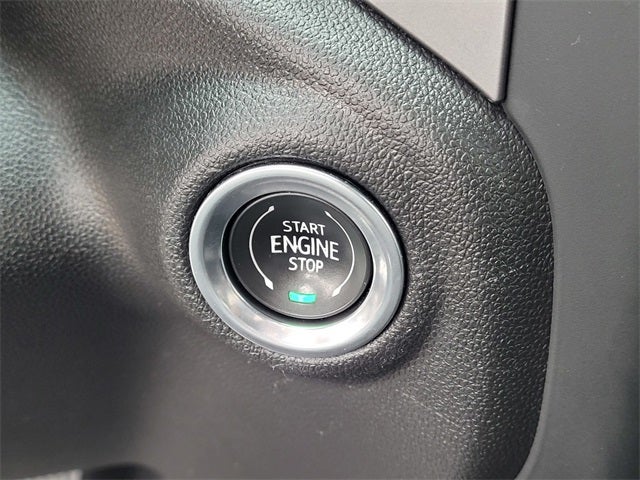 2022 Chevrolet Silverado 1500 2WD Crew Cab Short Bed Custom