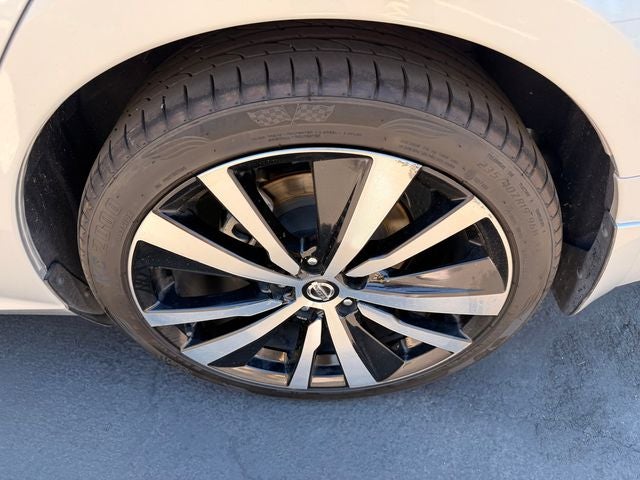 2021 Nissan Altima SR FWD