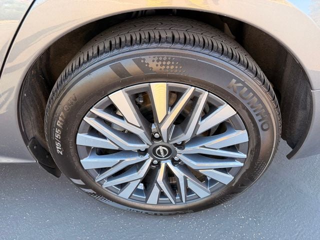 2025 Nissan Altima SV FWD