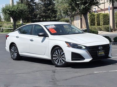 2025 Nissan Altima SV FWD