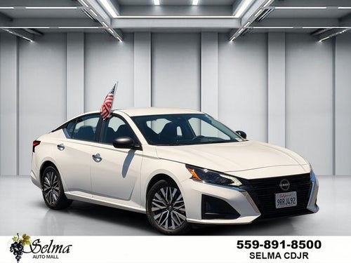 2025 Nissan Altima SV FWD