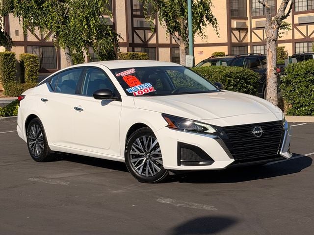 2025 Nissan Altima SV FWD