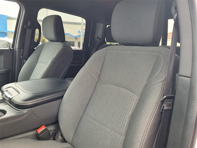 2024 RAM 3500 Tradesman Crew Cab 4x4 6'4' Box