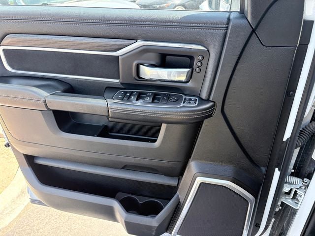 2024 RAM 2500 Laramie Crew Cab 4x4 6'4' Box