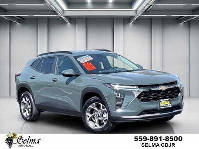 2025 Chevrolet Trax FWD LT