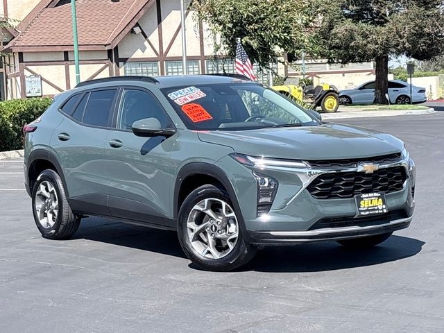2025 Chevrolet Trax FWD LT