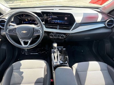 2025 Chevrolet Trax FWD LT