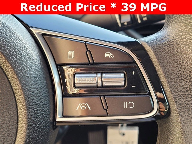 2023 Kia Forte LXS tech