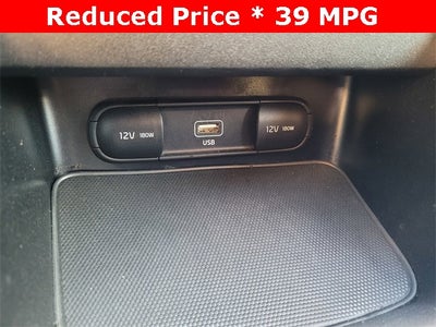 2023 Kia Forte LXS tech