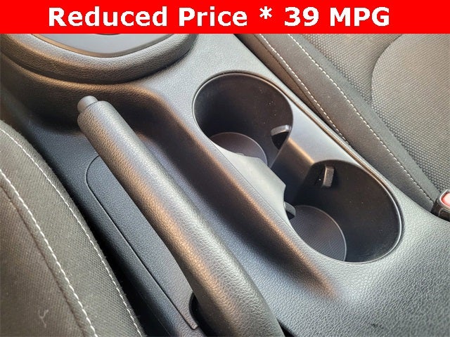 2023 Kia Forte LXS tech