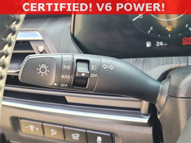 2025 Kia Telluride SX Captain's Chairs Pkg.